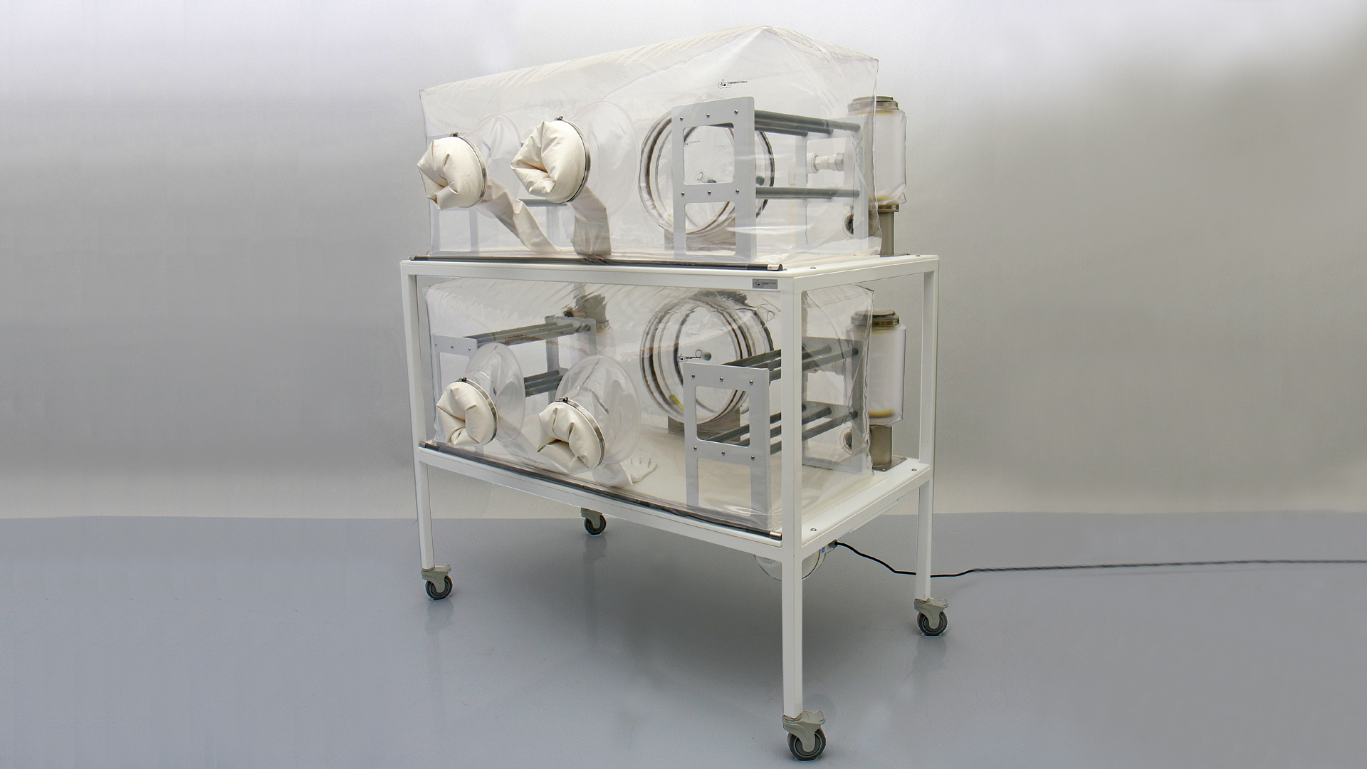 CBC's double-tier flexible film isolators for germ-free, gnotobiotic mice or other rodents.